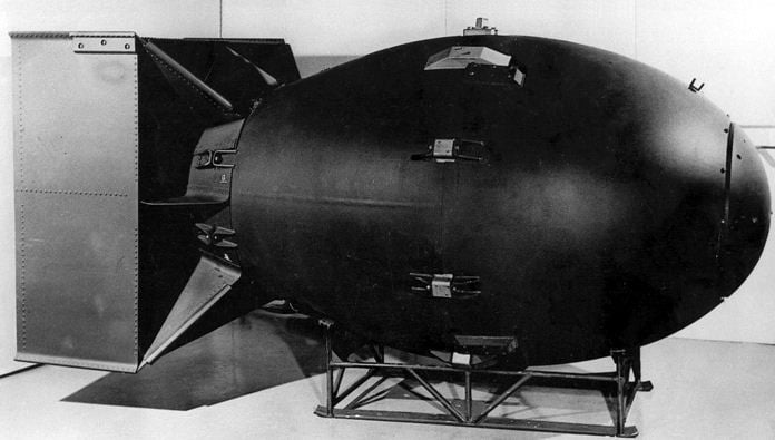 القنابل النووية (قنبلة فات مان)