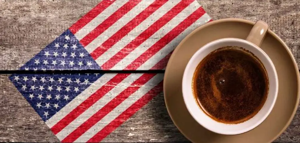 طريقة عمل القهوة الامريكية (أمريكانو كافيه)